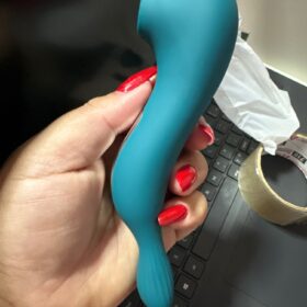 Vibrador Feminino Discreto com Sugador de Clitóris - BirdFly photo review