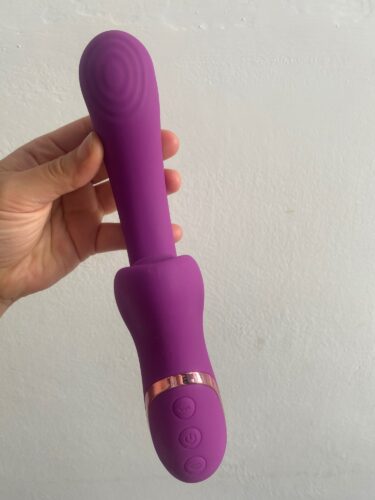 Gozzy Vibrador Sugador 2 em 1- 20 Níveis photo review