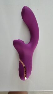 Gozzy Vibrador Sugador 2 em 1- 20 Níveis photo review