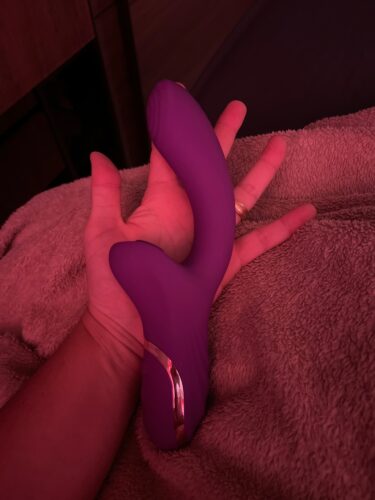 Gozzy Vibrador Sugador 2 em 1- 20 Níveis photo review