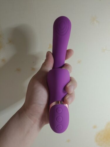 Gozzy Vibrador Sugador 2 em 1- 20 Níveis photo review